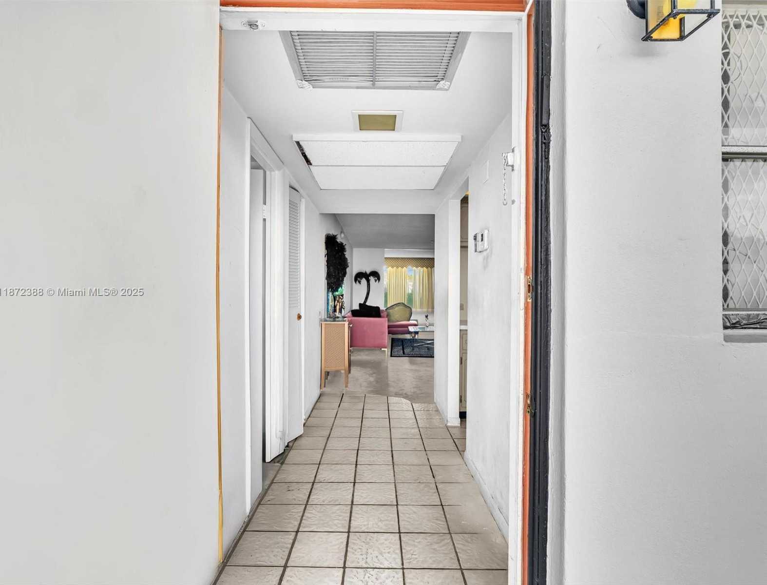 Small Image of 445 NORTH EAST 195TH ST #431, Miami Number 3