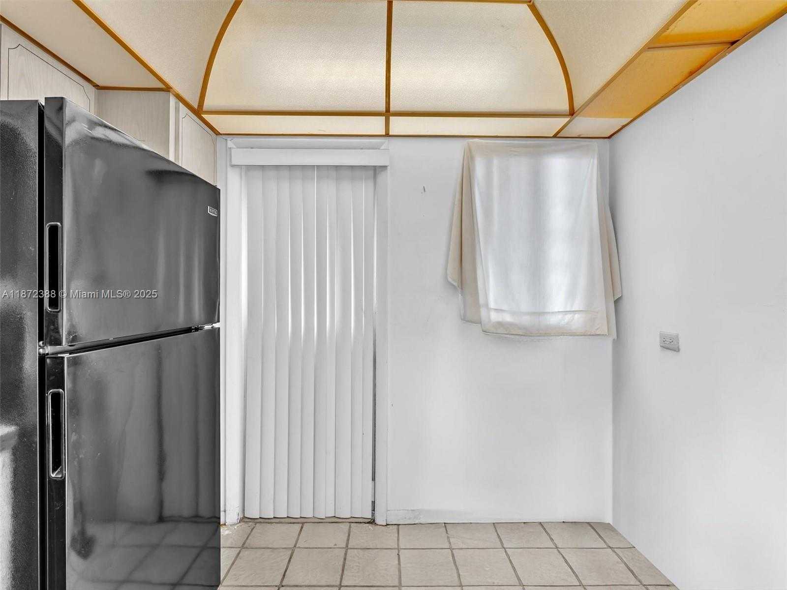 Small Image of 445 NORTH EAST 195TH ST #431, Miami Number 7