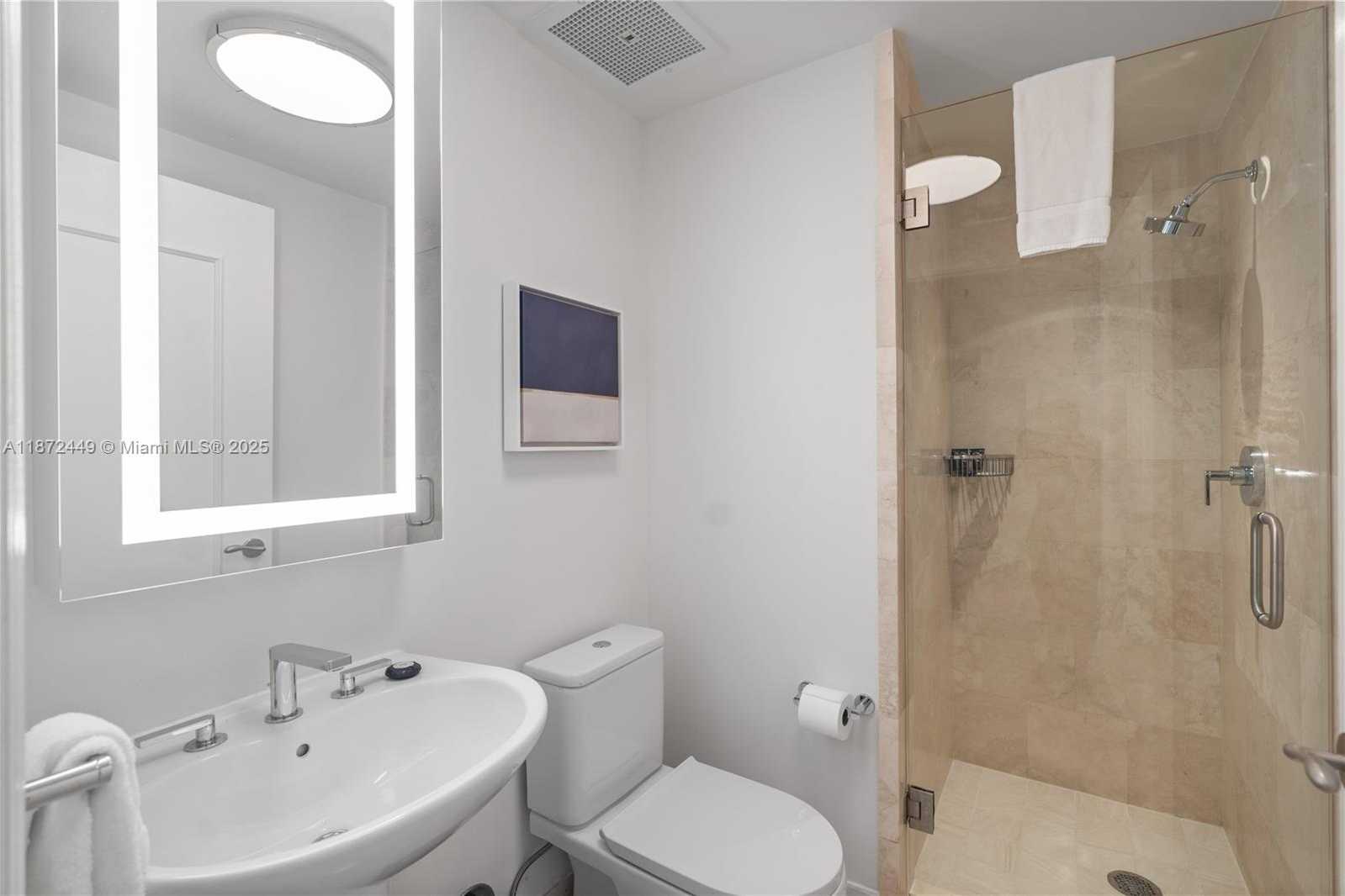 Small Image of 4401 COLLINS AVE #2712, Miami Beach Number 35