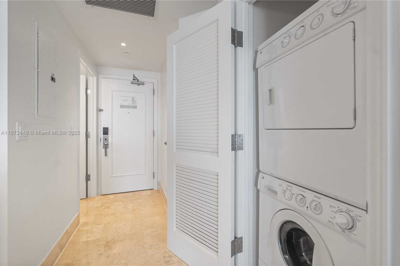 Small Image of 4401 COLLINS AVE #2712, Miami Beach Number 36