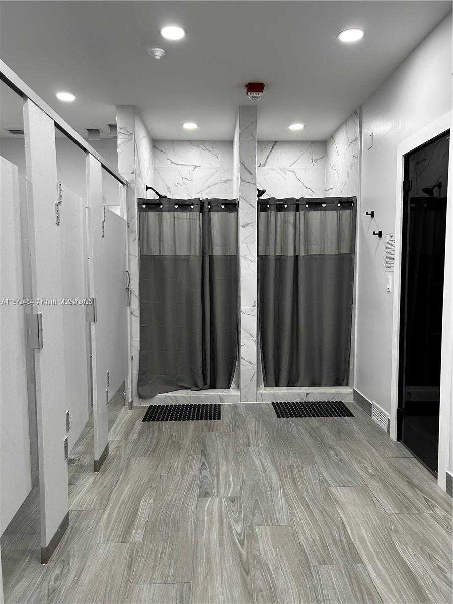 Small Image of 17021 NORTH BAY RD #216, Sunny Isles Beach Number 33