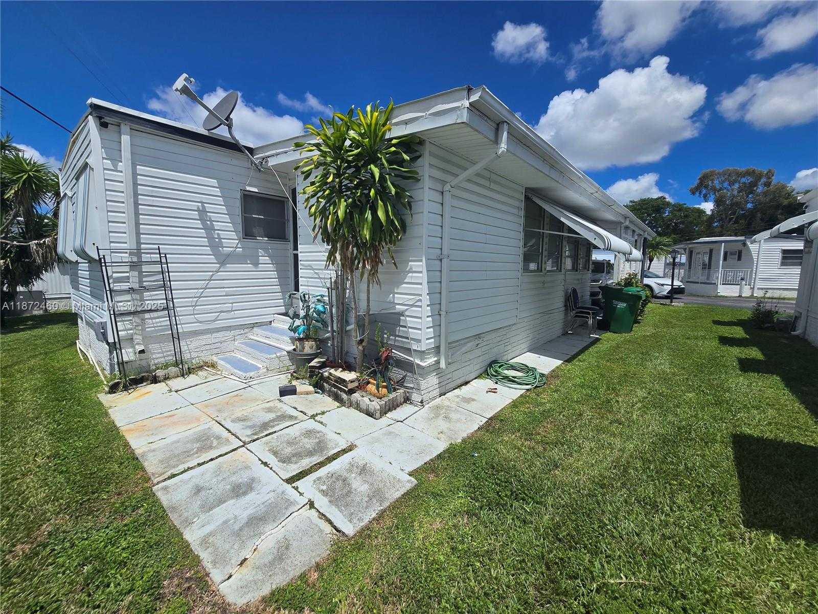 Small Image of 1328 SOUTH 33RD ST #., Hollywood Number 29