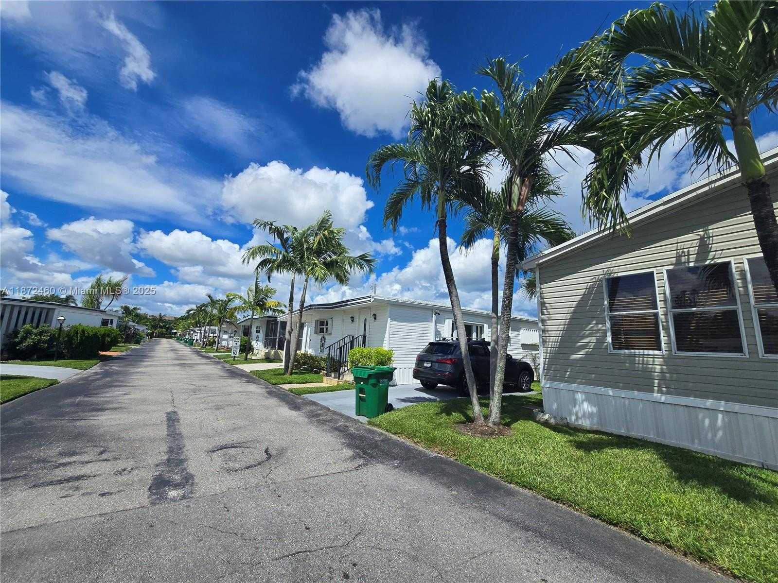 Small Image of 1328 SOUTH 33RD ST #., Hollywood Number 30