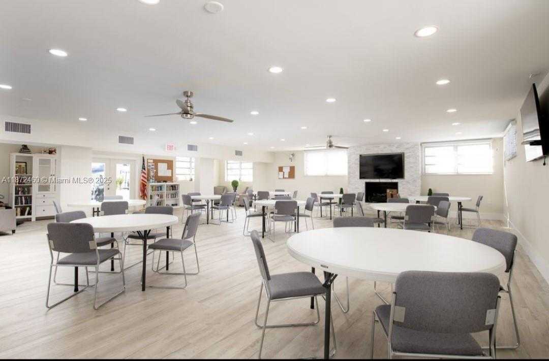 Small Image of 1328 SOUTH 33RD ST #., Hollywood Number 36