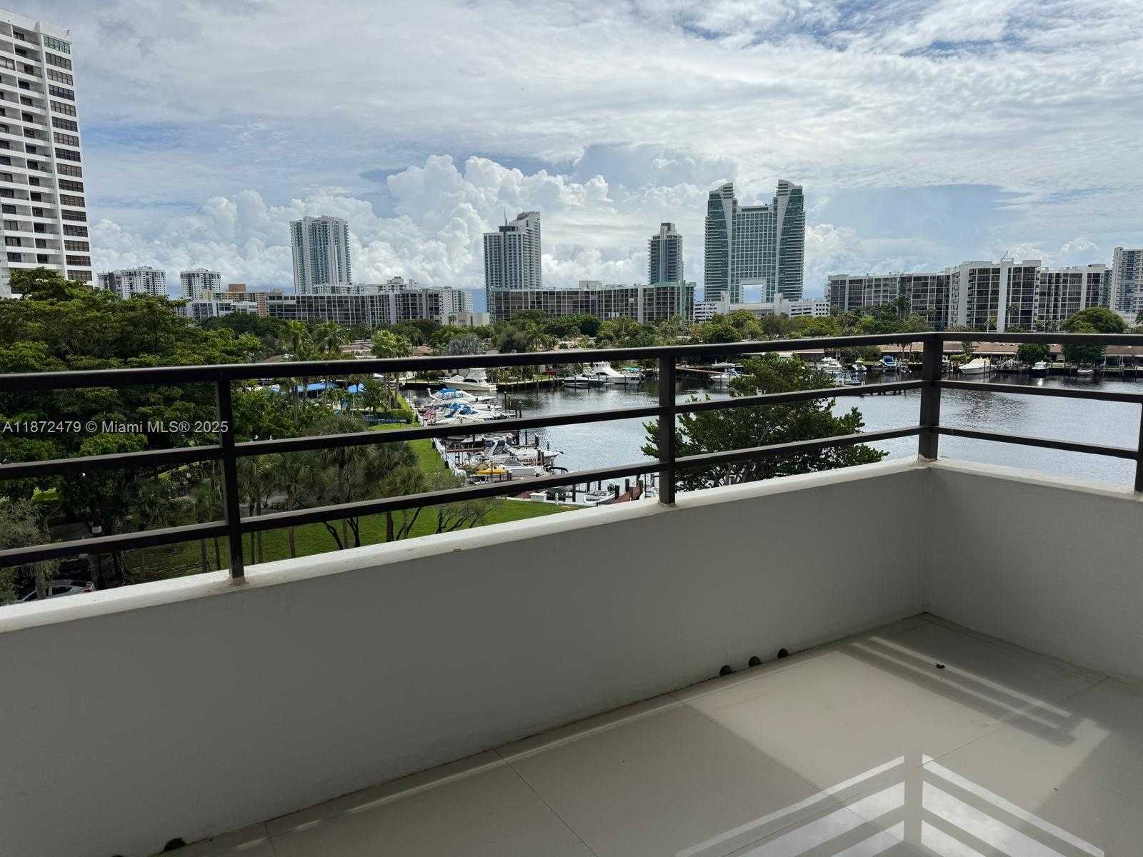 Small Image of 500 THREE ISLANDS BLVD #223, Hallandale Beach Number 8