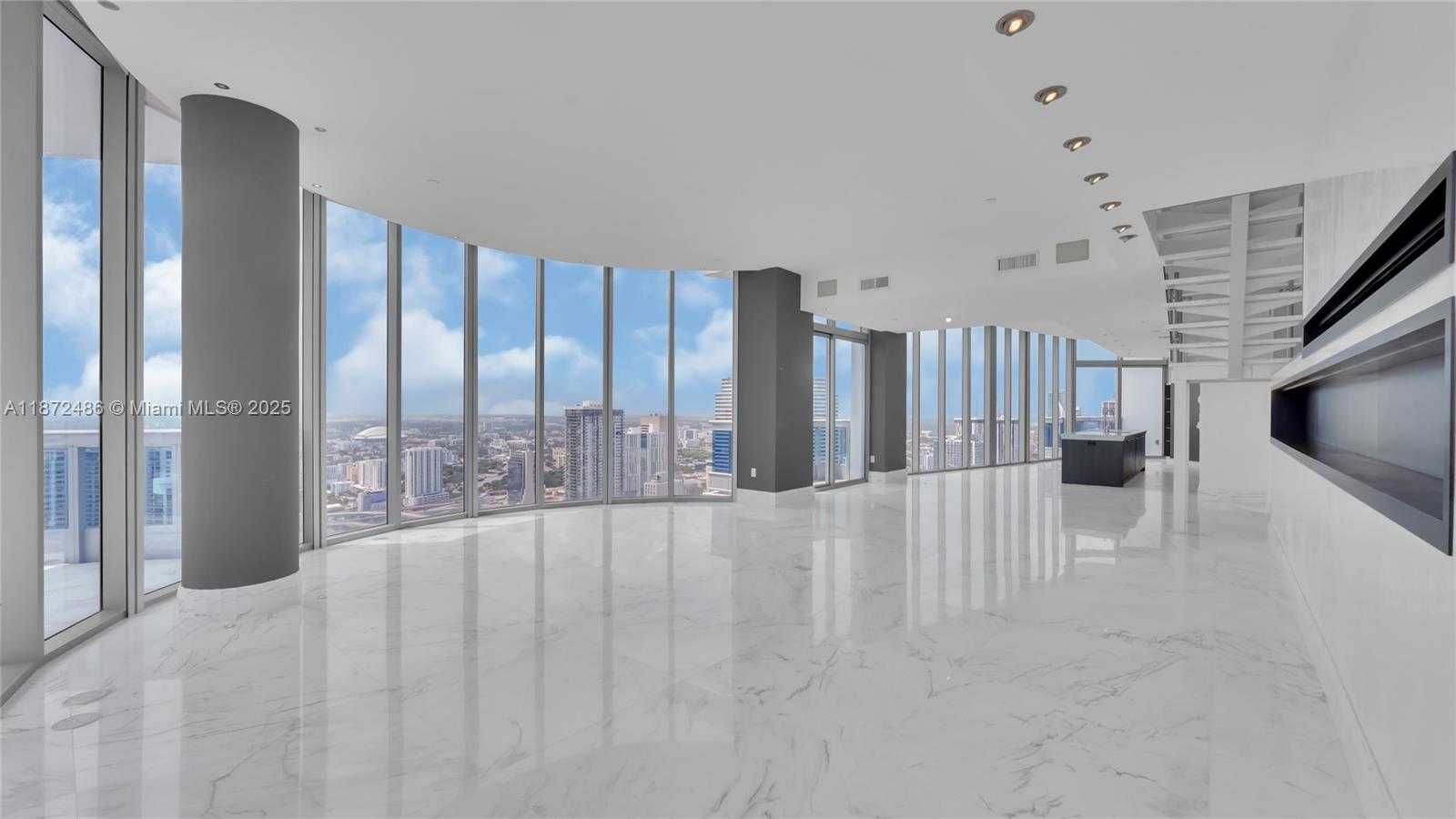Small Image of 200 BISCAYNE BOULEVARD WAY #PH5402, Miami Number 11