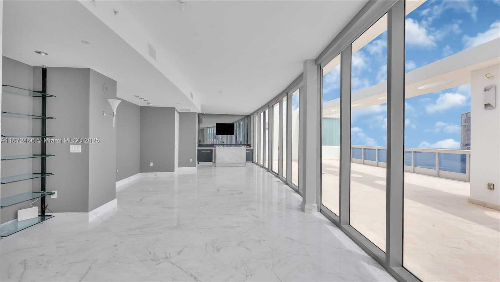 Small Image of 200 BISCAYNE BOULEVARD WAY #PH5402, Miami Number 29