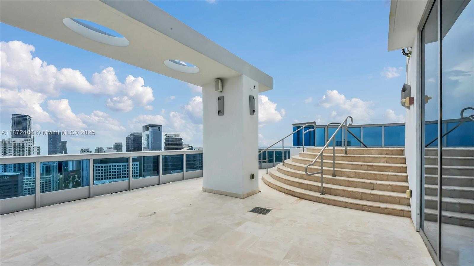 Small Image of 200 BISCAYNE BOULEVARD WAY #PH5402, Miami Number 30