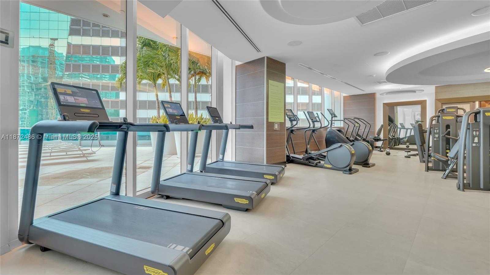 Small Image of 200 BISCAYNE BOULEVARD WAY #PH5402, Miami Number 40