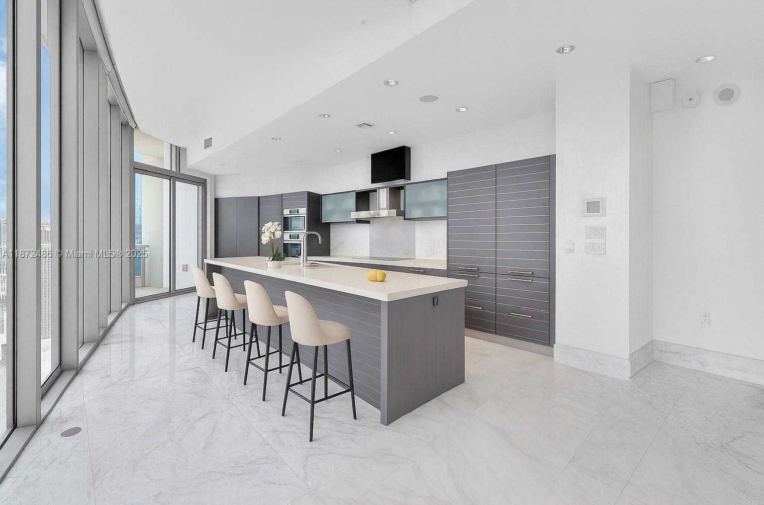 Small Image of 200 BISCAYNE BOULEVARD WAY #PH5402, Miami Number 5