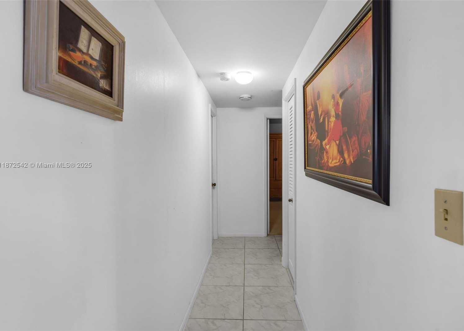 Small Image of 4350 HILLCREST DR #314, Hollywood Number 10