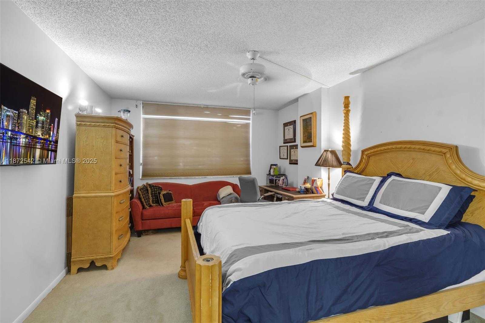 Small Image of 4350 HILLCREST DR #314, Hollywood Number 12