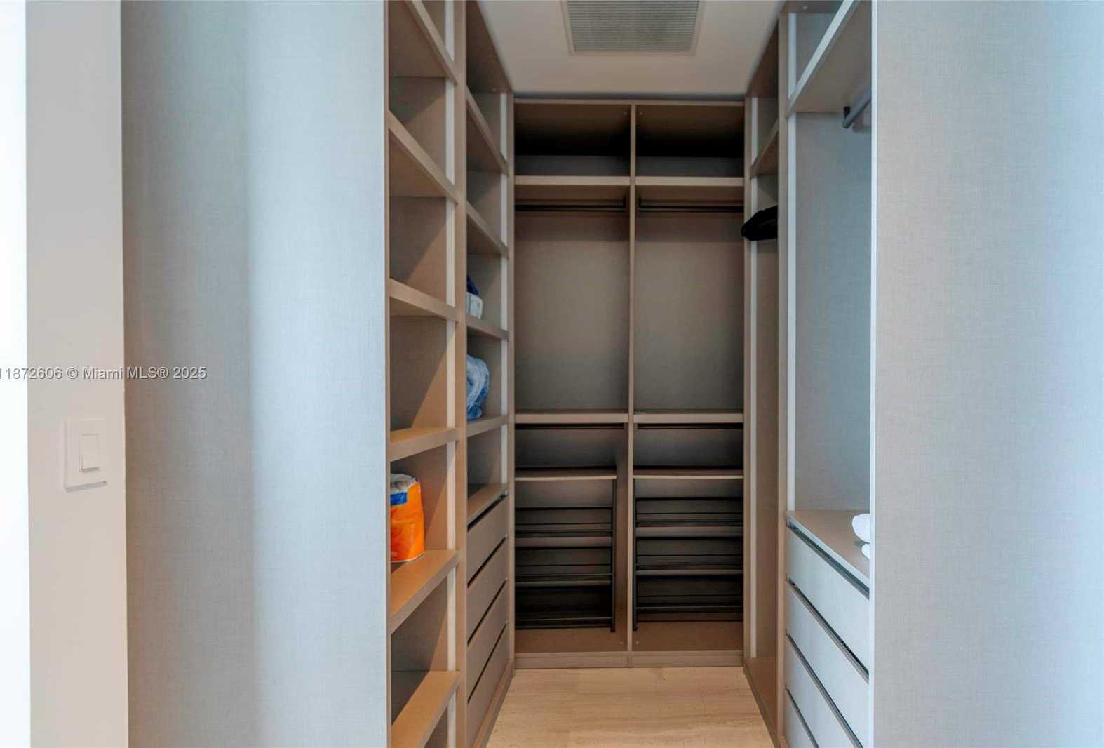 Small Image of 18975 COLLINS AVE #3004, Sunny Isles Beach Number 31