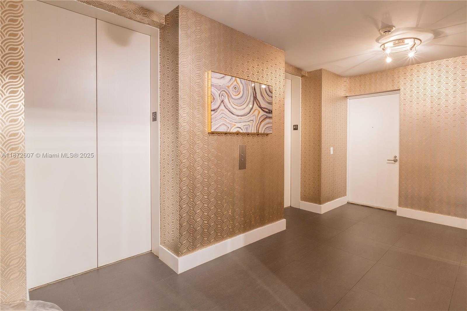 Small Image of 1100 BISCAYNE BLVD #4502, Miami Number 18