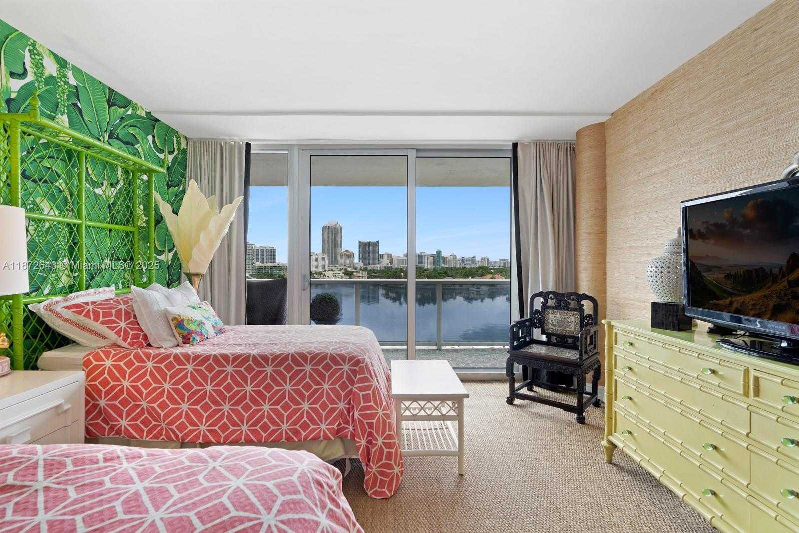 Small Image of 900 BAY DR #702/704, Miami Beach Number 26