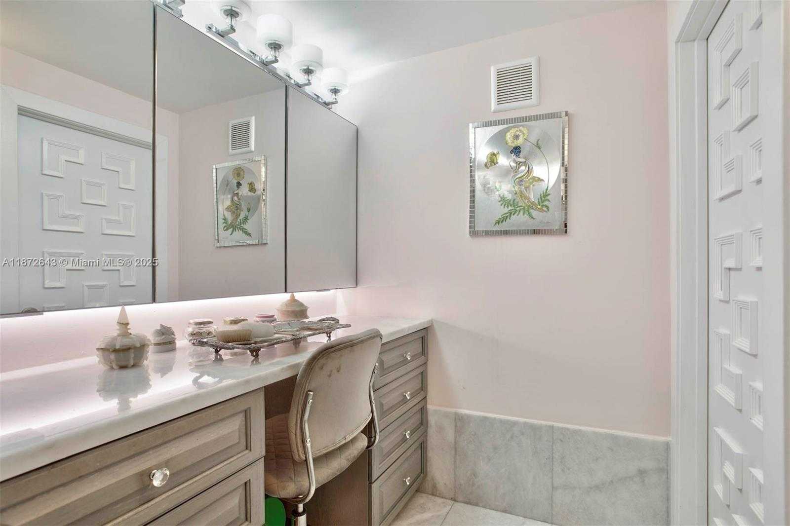 Small Image of 900 BAY DR #702/704, Miami Beach Number 66