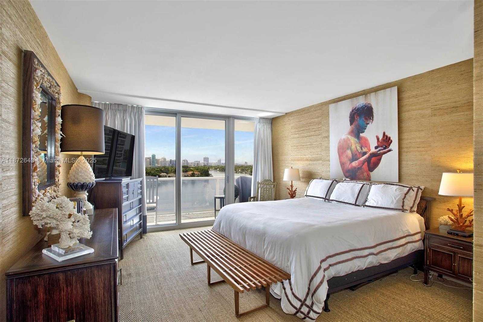 Small Image of 900 BAY DR #702/704, Miami Beach Number 73