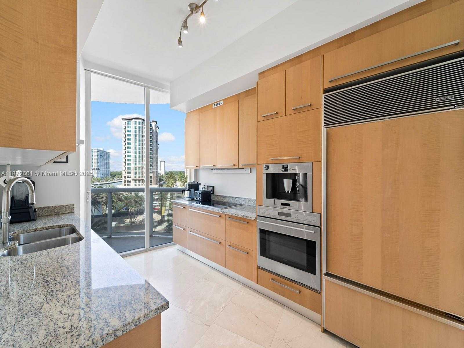 Small Image of 15901 COLLINS AVE #405, Sunny Isles Beach Number 11