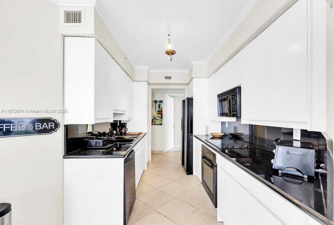 Small Image of 18671 COLLINS AVE #604, Sunny Isles Beach Number 9