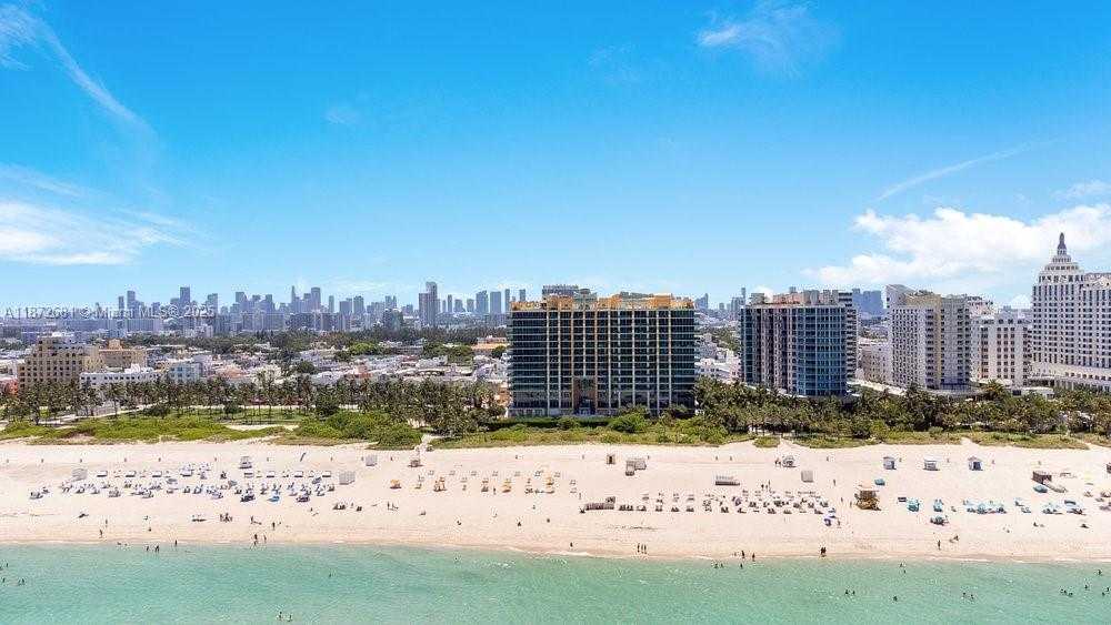 Small Image of 1455 OCEAN DR #904, Miami Beach Number 21
