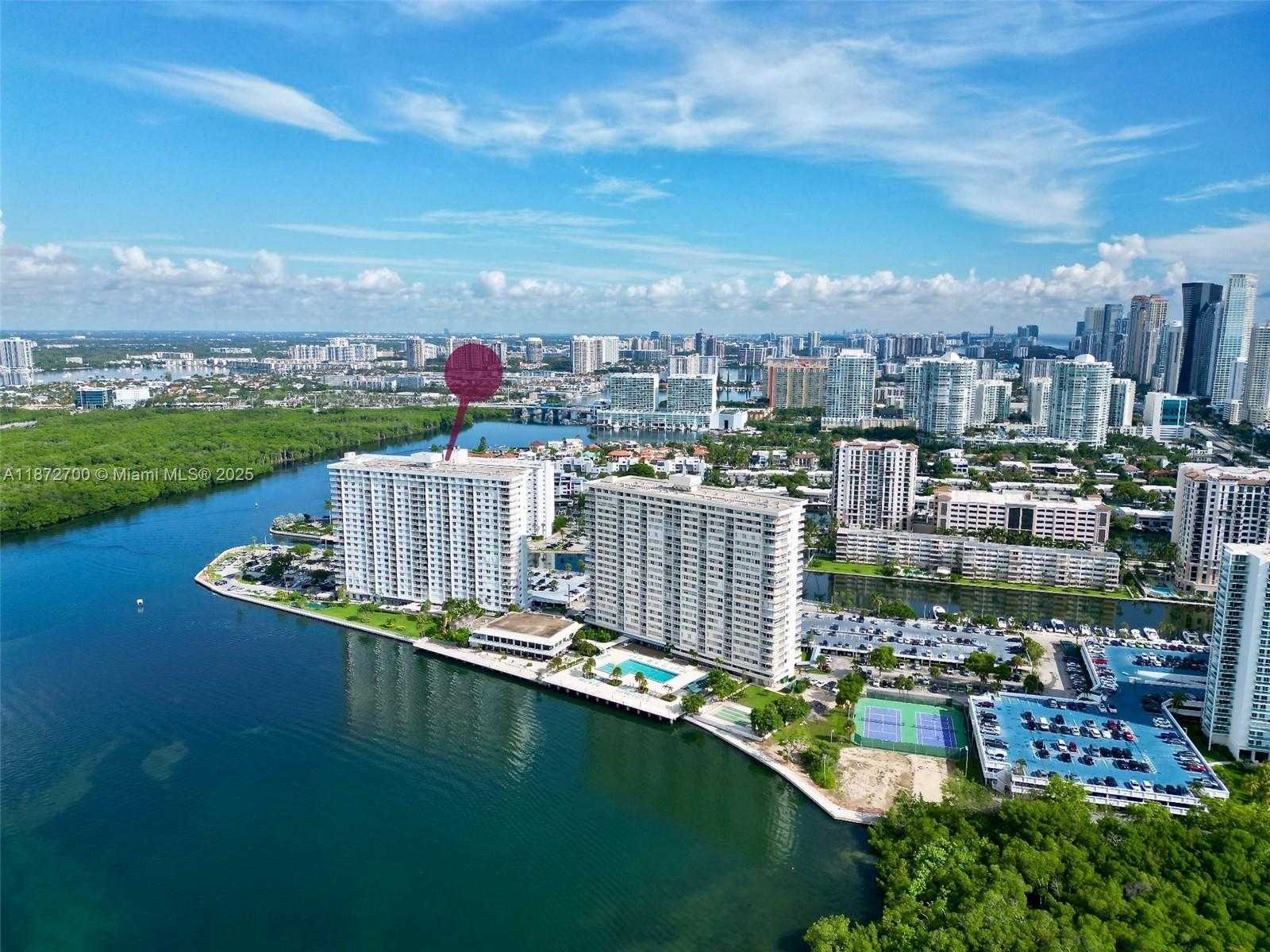 Small Image of 500 BAYVIEW DR #1921, Sunny Isles Beach Number 19
