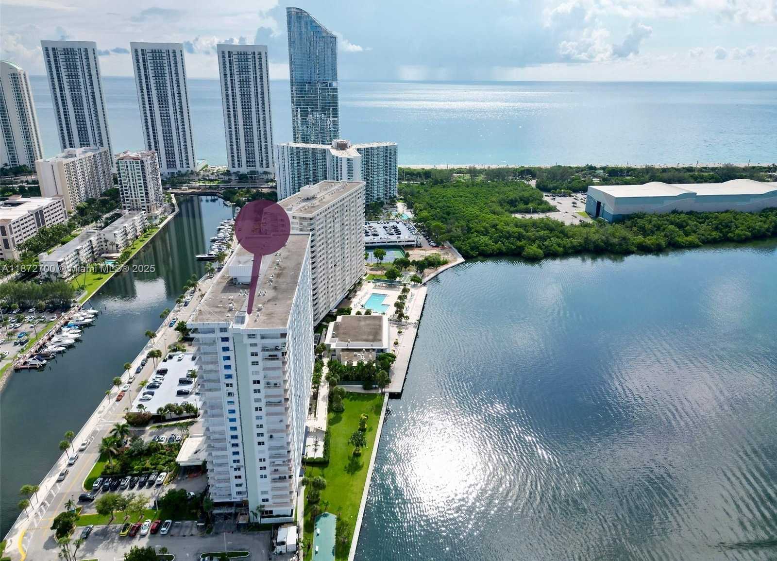 Small Image of 500 BAYVIEW DR #1921, Sunny Isles Beach Number 23