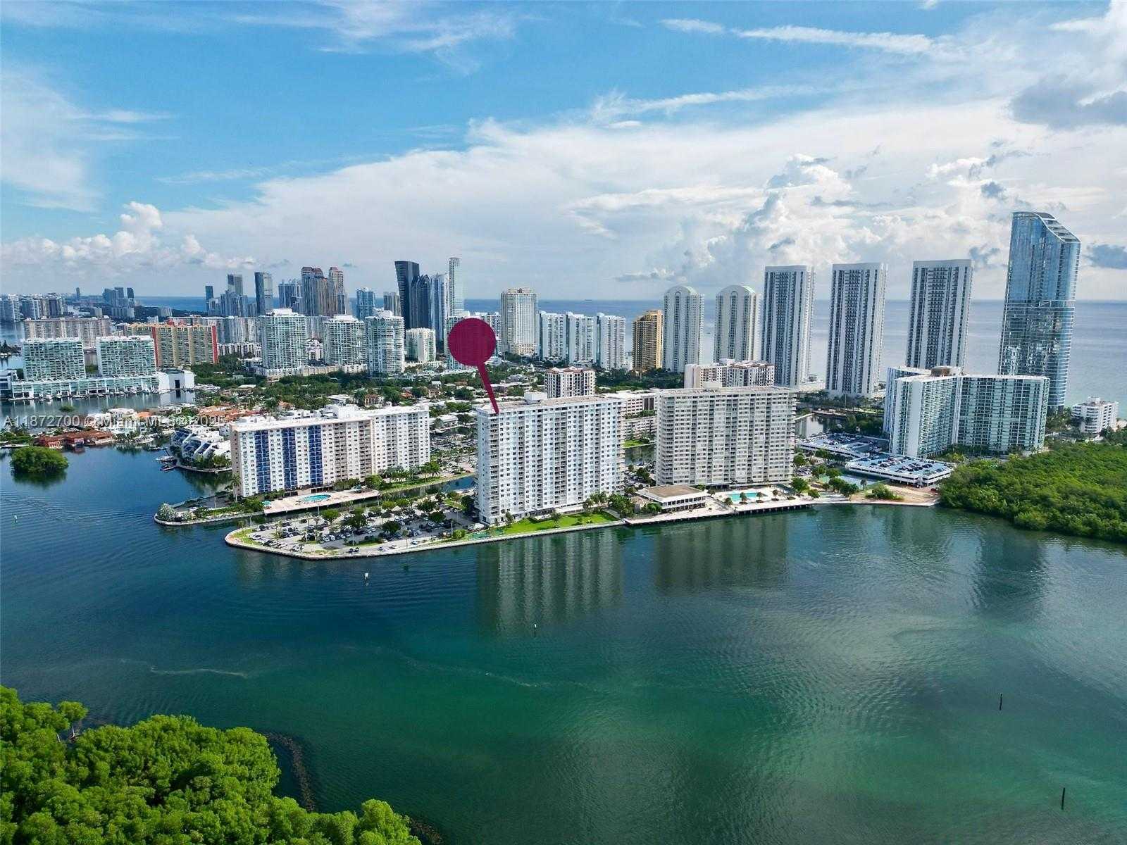 Small Image of 500 BAYVIEW DR #1921, Sunny Isles Beach Number 25