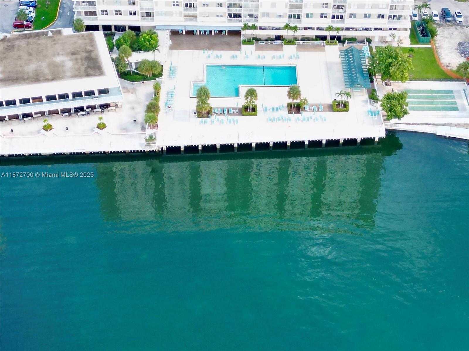 Small Image of 500 BAYVIEW DR #1921, Sunny Isles Beach Number 29