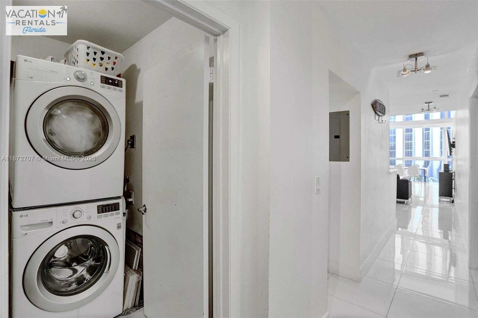 Small Image of 5445 COLLINS AVE #BAY-14, Miami Beach Number 19