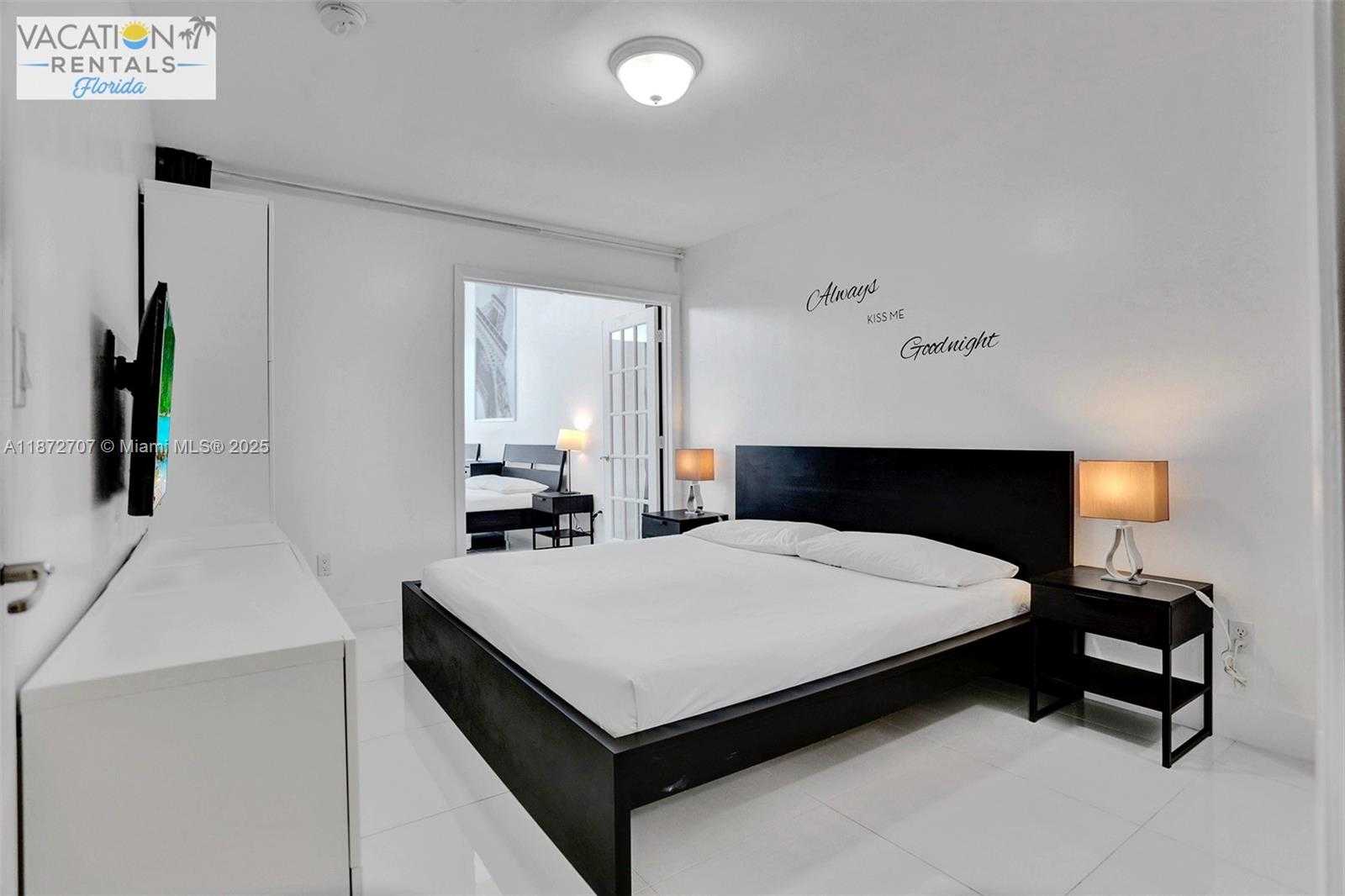 Small Image of 5445 COLLINS AVE #BAY-14, Miami Beach Number 2