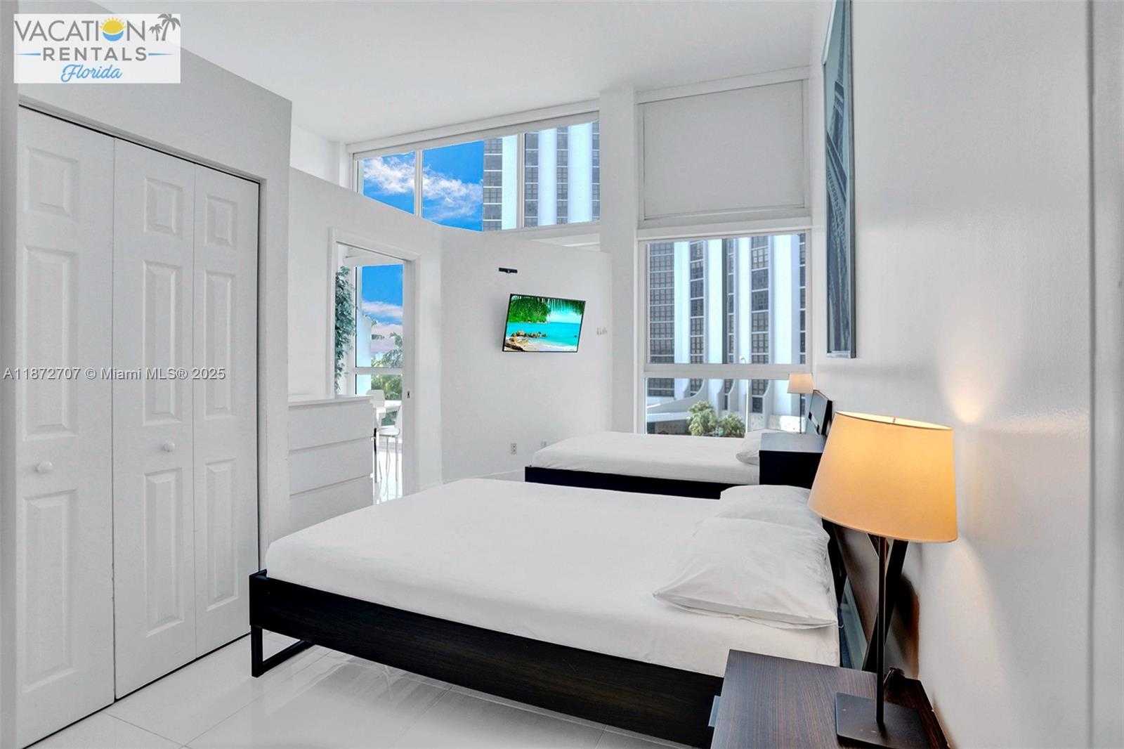 Small Image of 5445 COLLINS AVE #BAY-14, Miami Beach Number 7