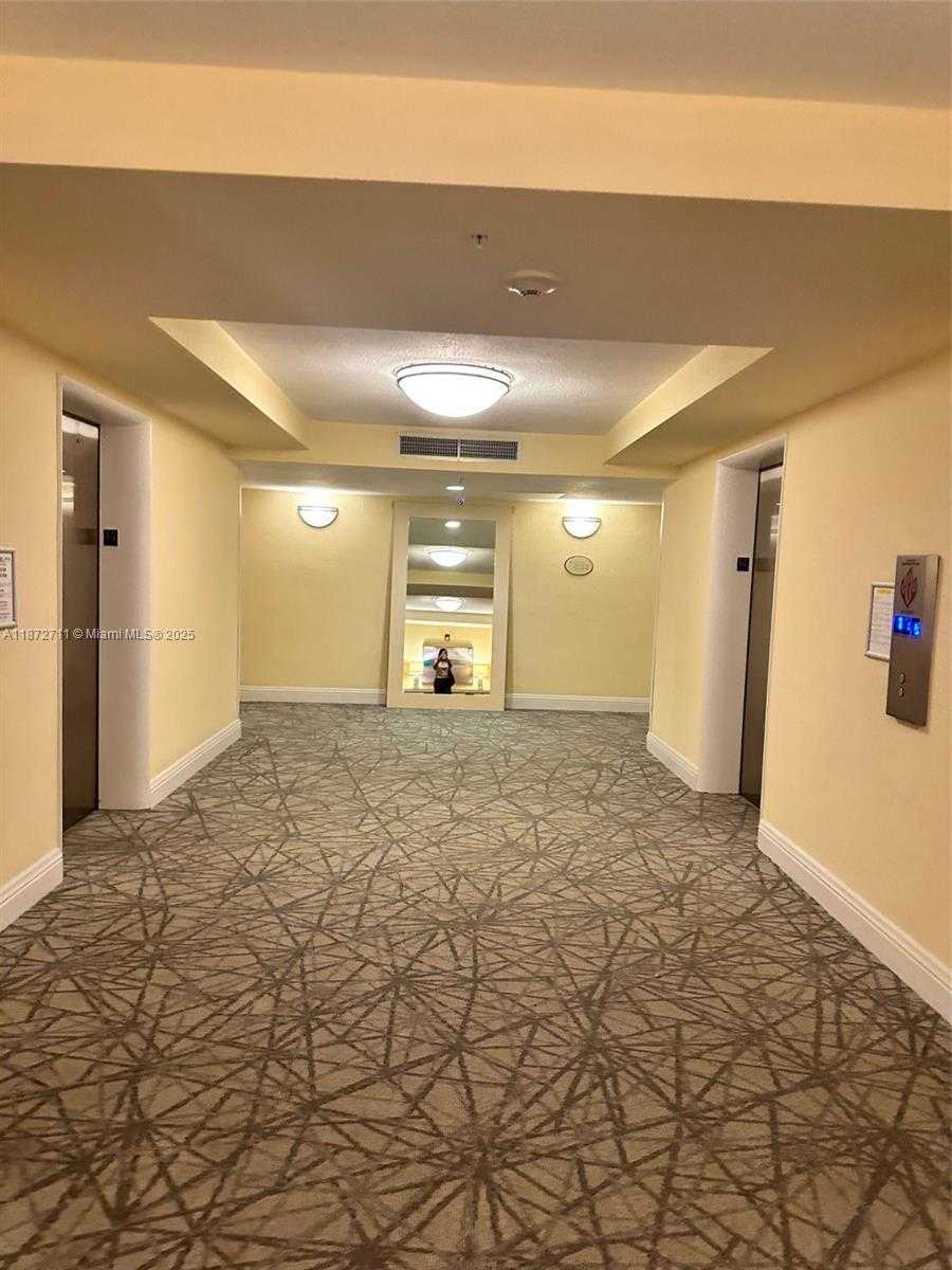 Small Image of 2501 SOUTH OCEAN DR #1418, Hollywood Number 18