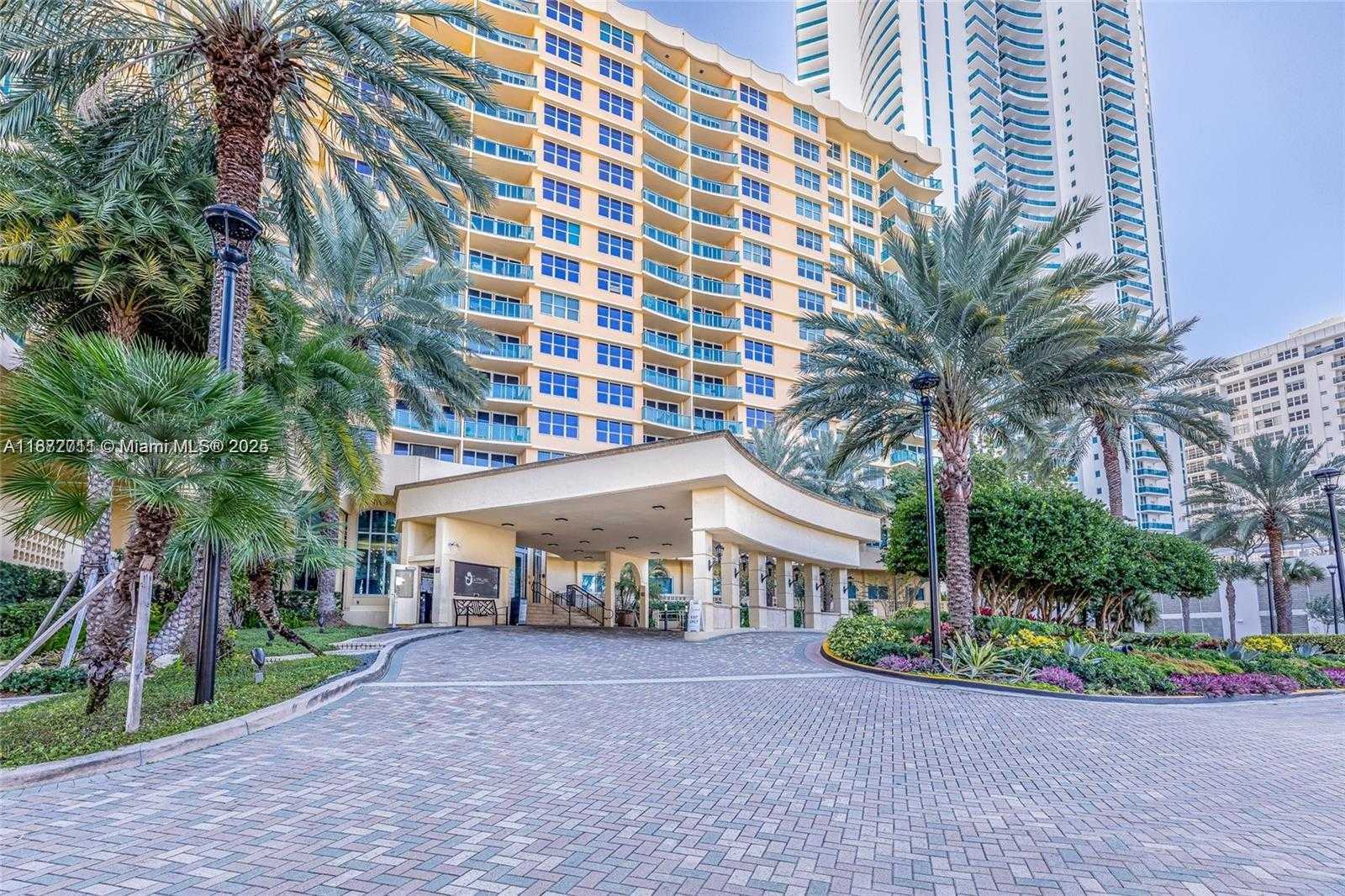 Small Image of 2501 SOUTH OCEAN DR #1418, Hollywood Number 2