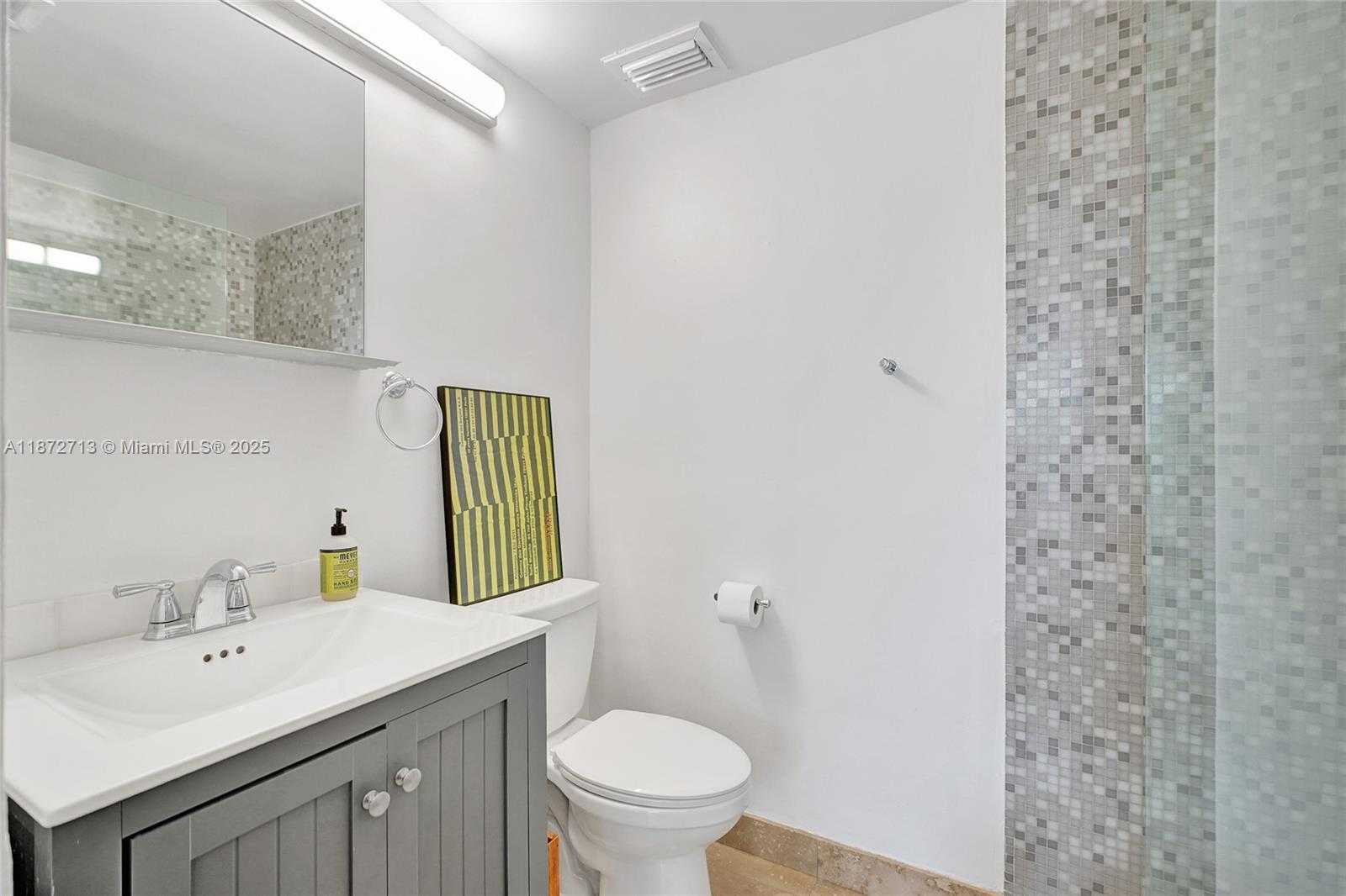 Small Image of 20 ISLAND AVE #211, Miami Beach Number 7