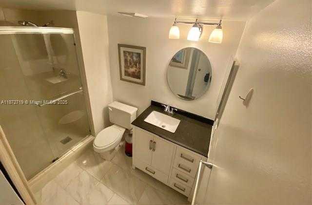 Small Image of 437 LAKEVIEW DR #201, Weston Number 14