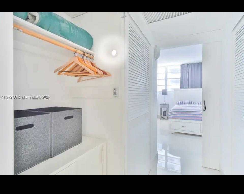 Small Image of 4001 SOUTH OCEAN DR #7L, Hollywood Number 17