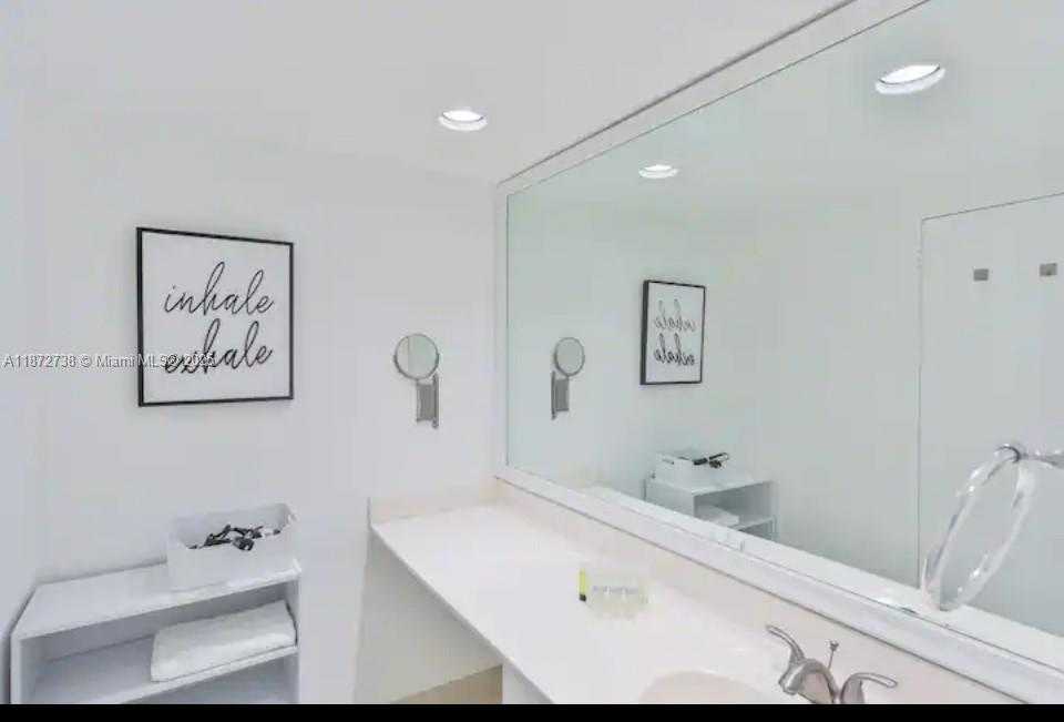 Small Image of 4001 SOUTH OCEAN DR #7L, Hollywood Number 20