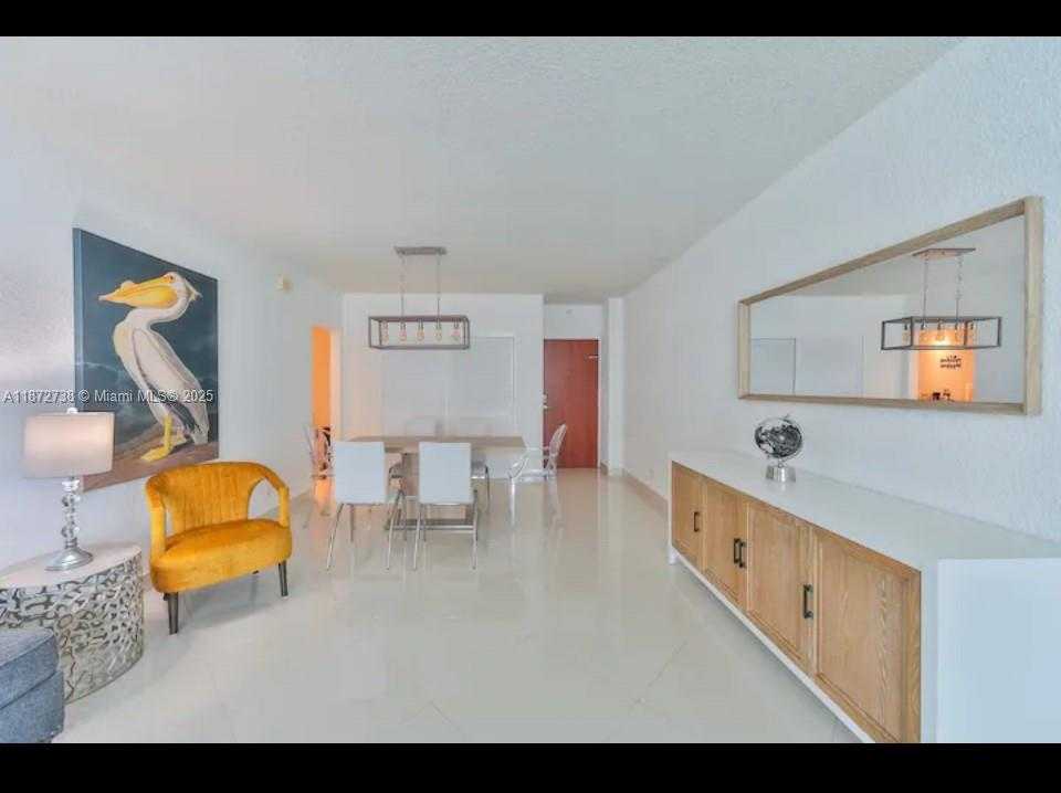 Small Image of 4001 SOUTH OCEAN DR #7L, Hollywood Number 3