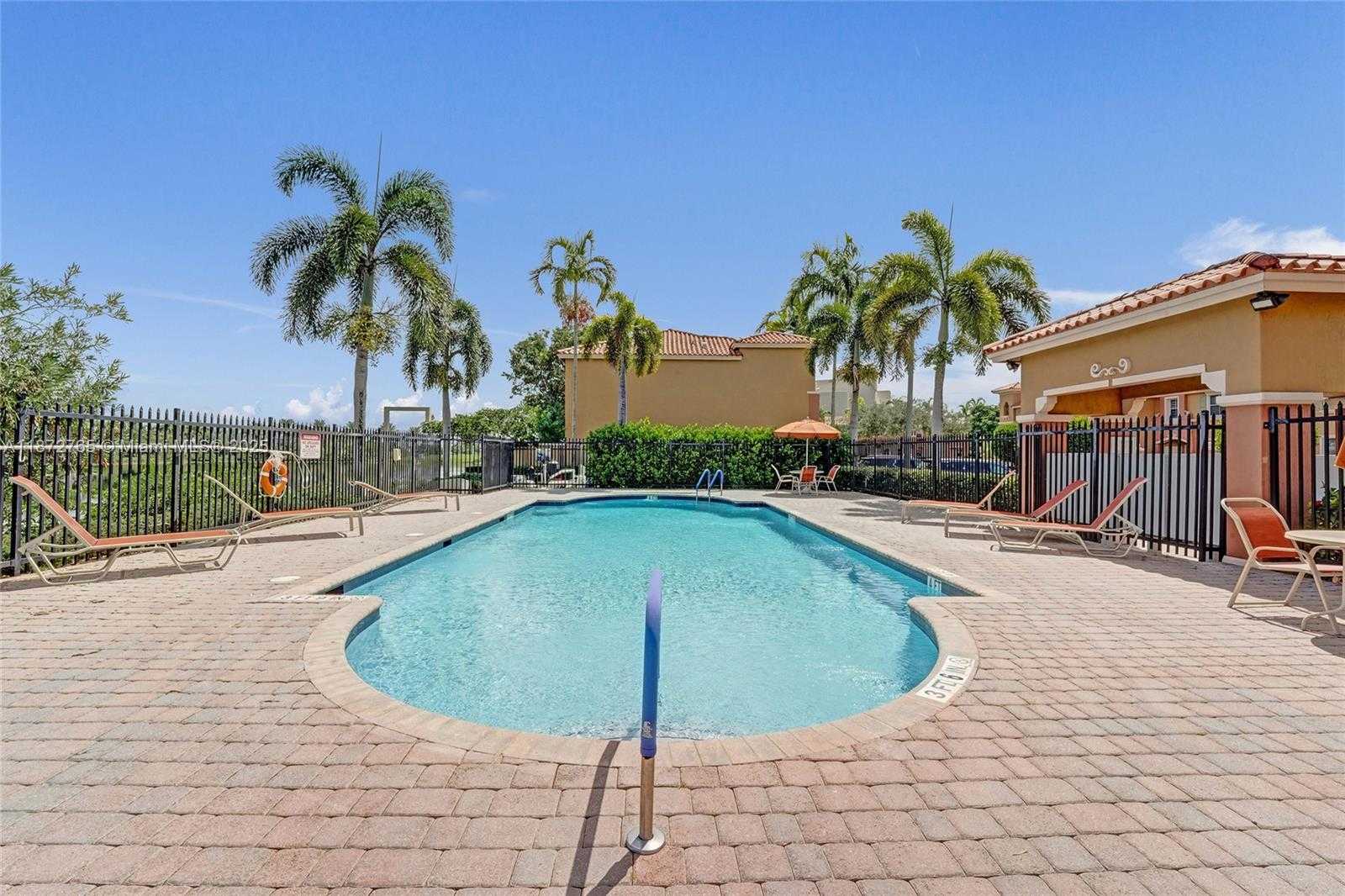 Small Image of 603 SOUTH WEST 107TH AVE #1701, Pembroke Pines Number 35
