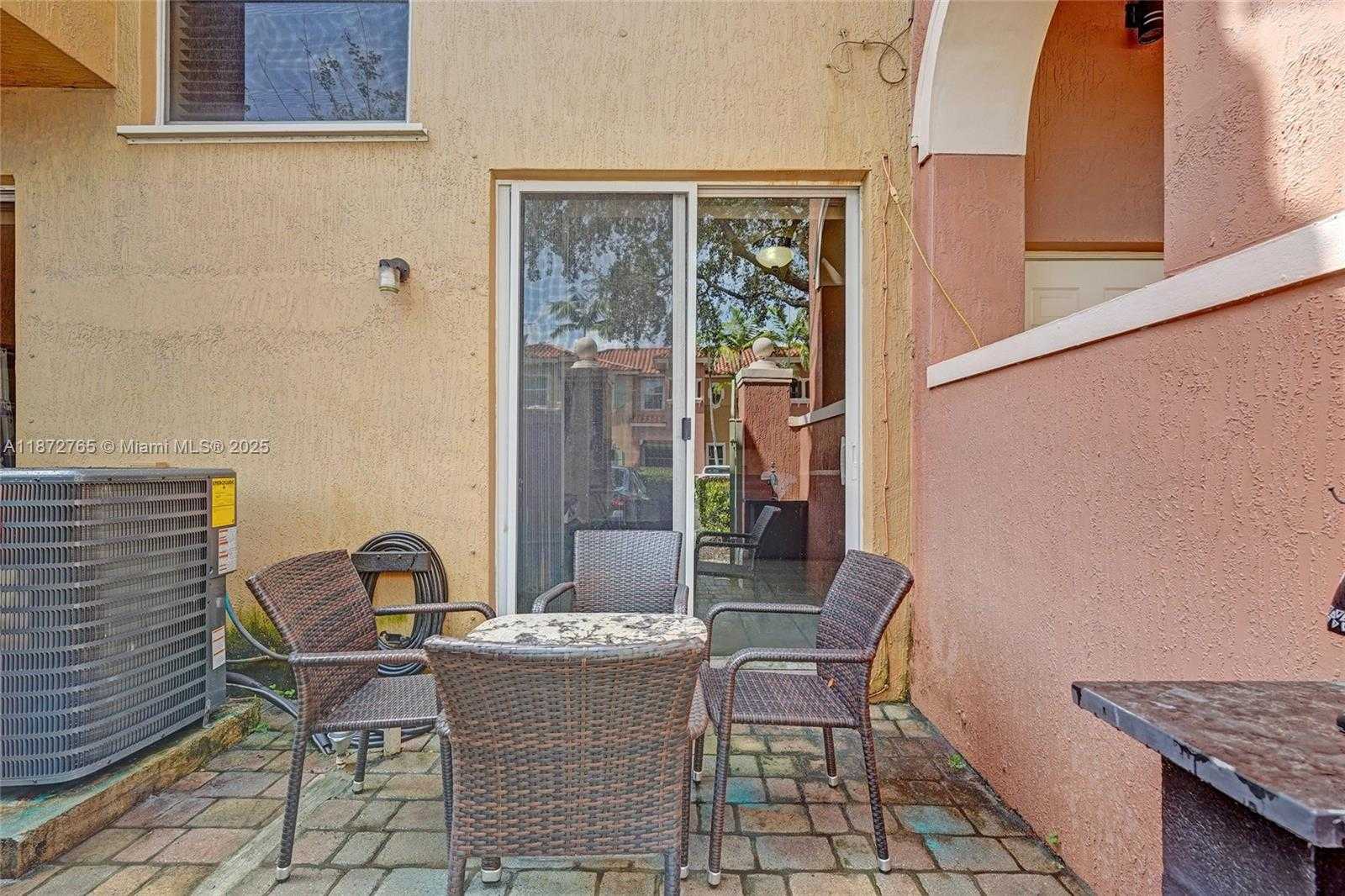 Small Image of 603 SOUTH WEST 107TH AVE #1701, Pembroke Pines Number 5