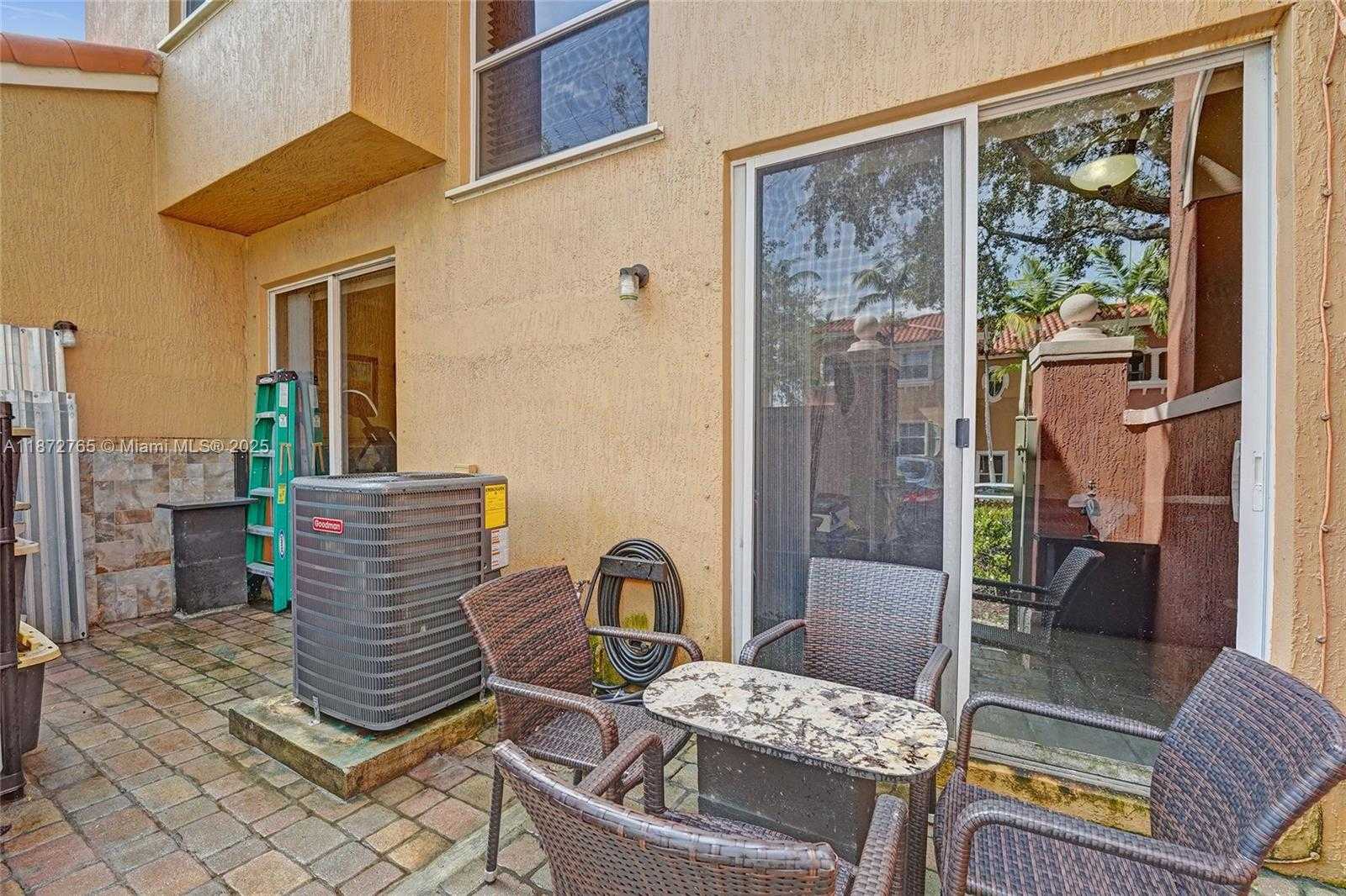 Small Image of 603 SOUTH WEST 107TH AVE #1701, Pembroke Pines Number 7