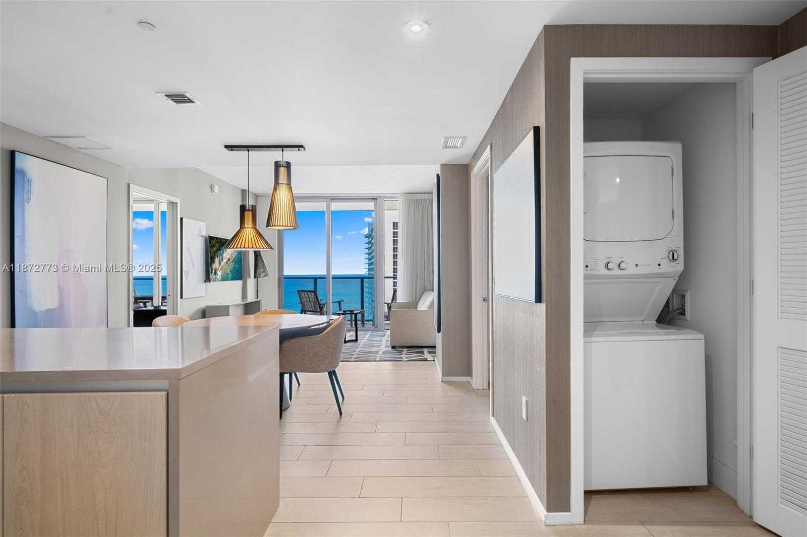 Small Image of 4010 SOUTH OCEAN DR #T3607, Hollywood Number 11