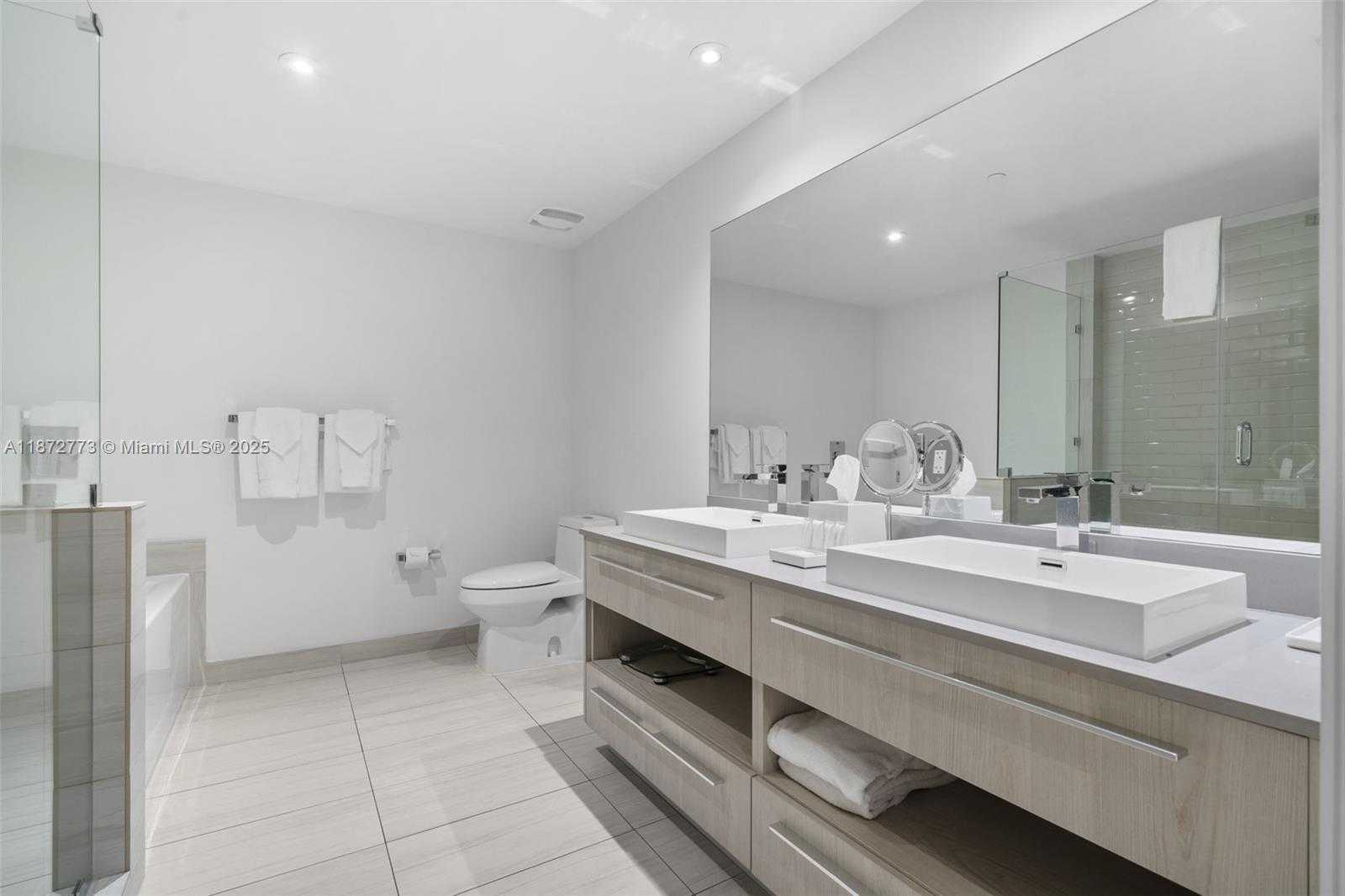 Small Image of 4010 SOUTH OCEAN DR #T3607, Hollywood Number 16