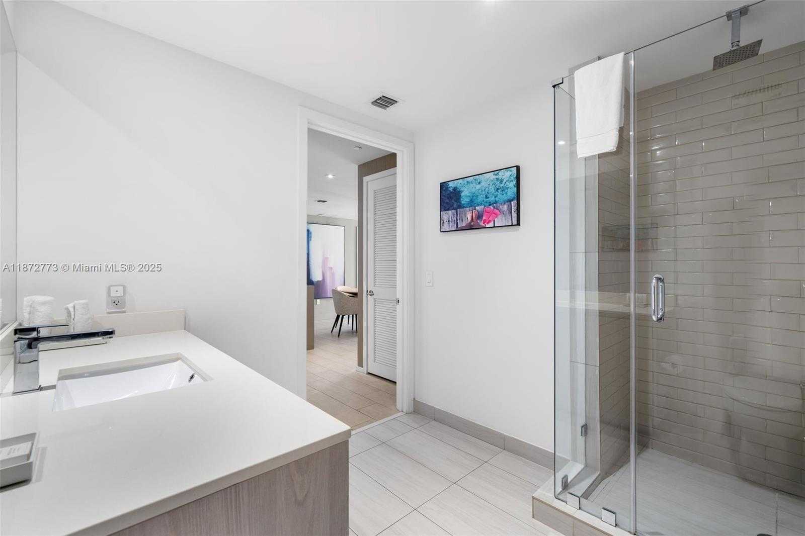 Small Image of 4010 SOUTH OCEAN DR #T3607, Hollywood Number 24