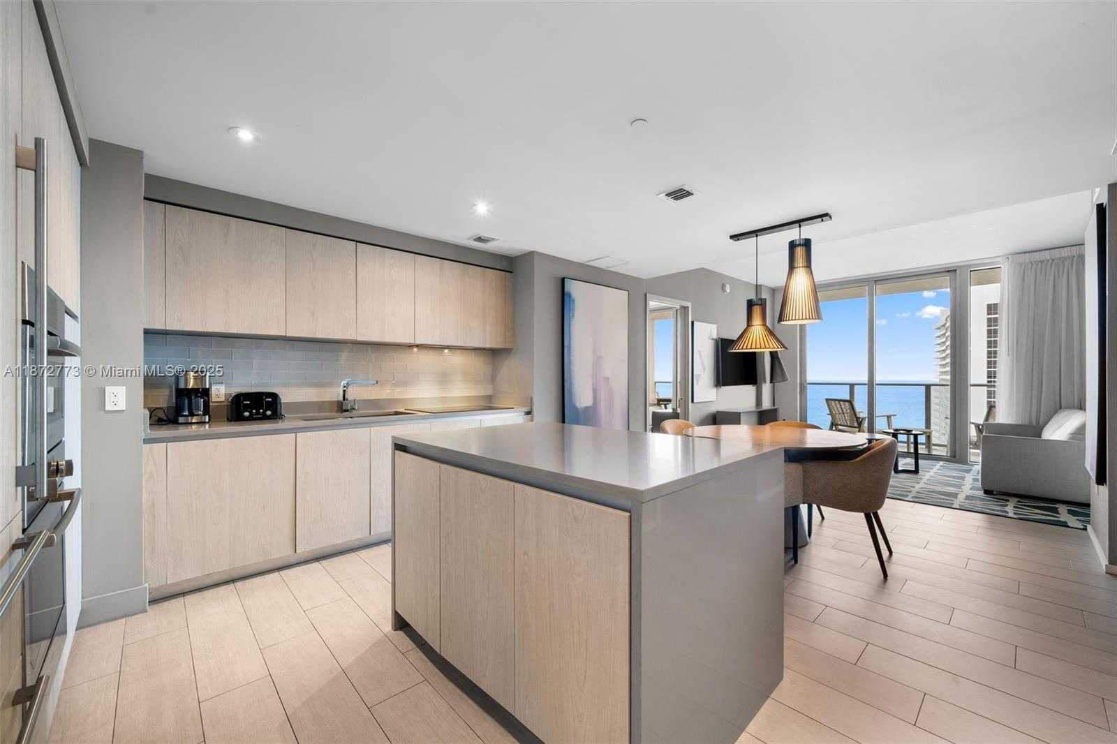 Small Image of 4010 SOUTH OCEAN DR #T3607, Hollywood Number 4