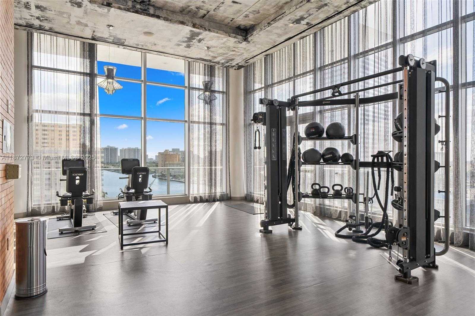 Small Image of 4010 SOUTH OCEAN DR #T3607, Hollywood Number 40