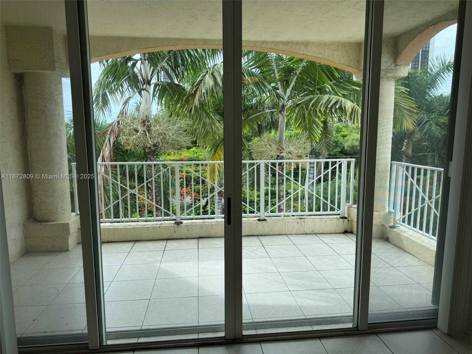 Small Image of 1824 BRICKELL AVE #4B, Miami Number 15