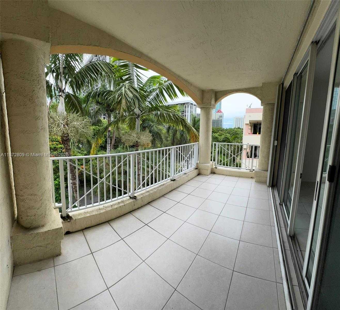 Small Image of 1824 BRICKELL AVE #4B, Miami Number 16
