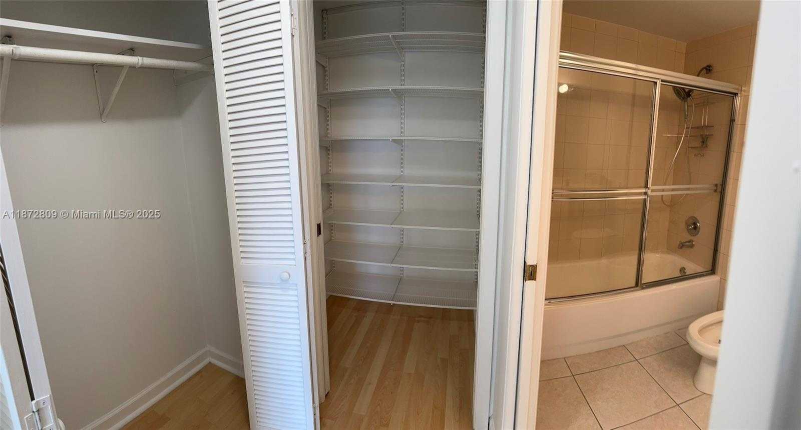 Small Image of 1824 BRICKELL AVE #4B, Miami Number 23
