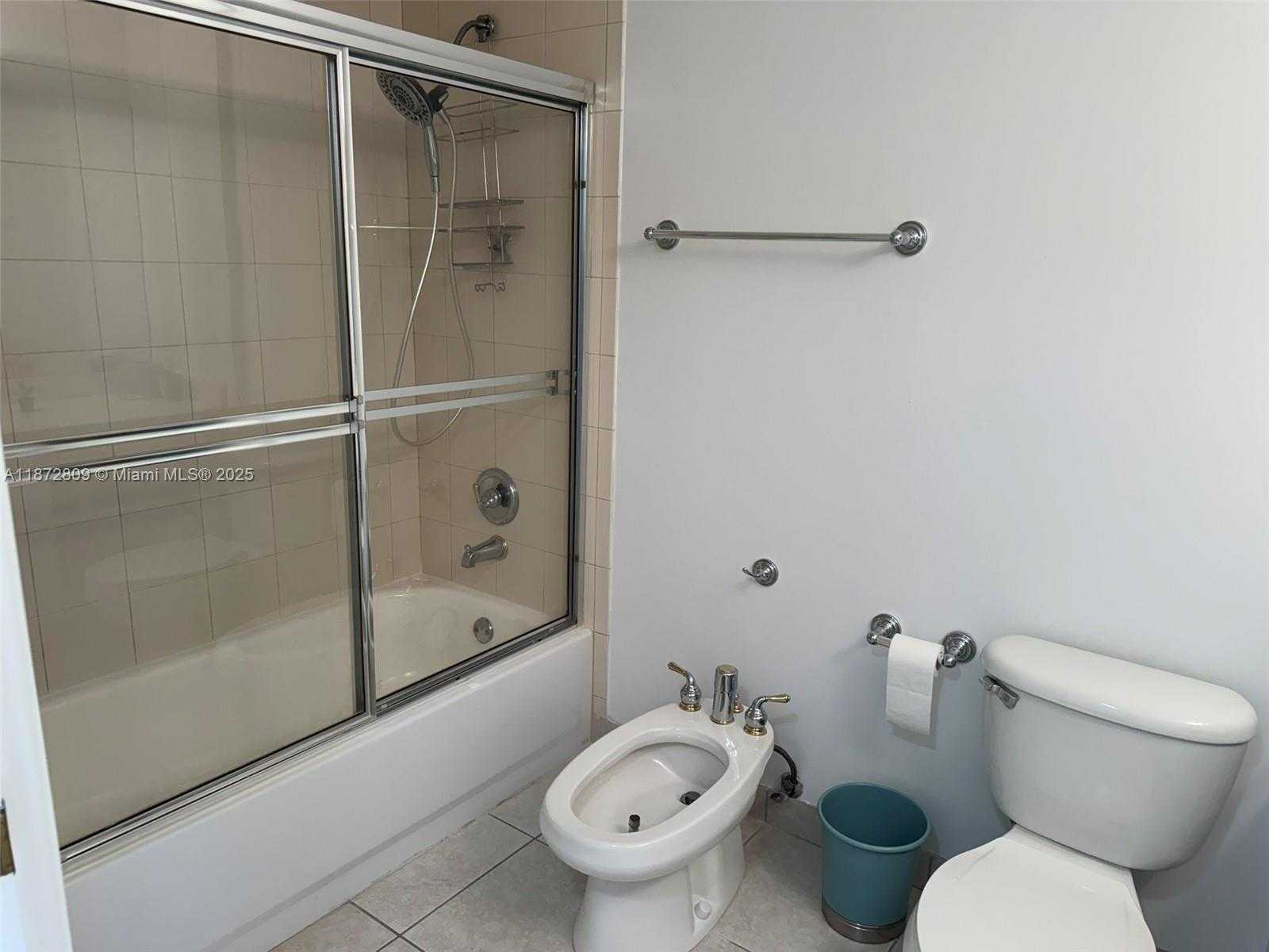 Small Image of 1824 BRICKELL AVE #4B, Miami Number 30